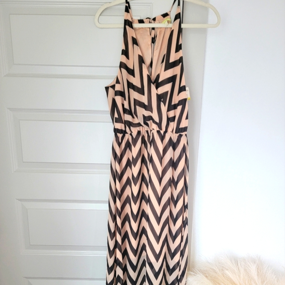 Gianni Bini black and tan chevron dress